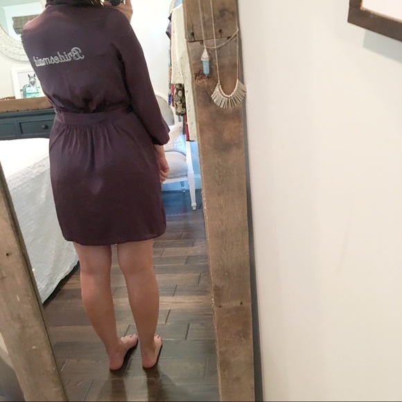 Bridesmaid size small silky monogrammed robe - Picture 3 of 5